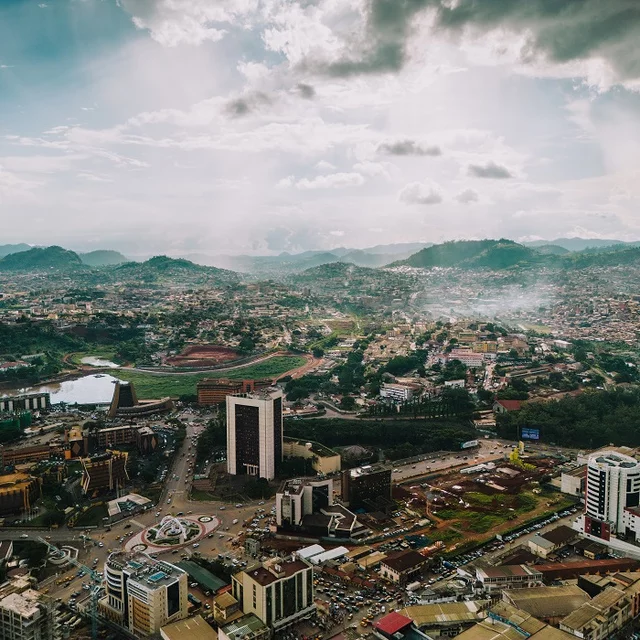 CAMEROUN :: La France a débloqué 46,2 milliards de FCFA pour améliorer le trafic au centre ville de Yaounde :: CAMEROON